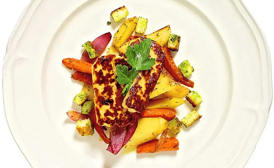 Halloumi med rostade grönsaker - så får du rätt stekyta