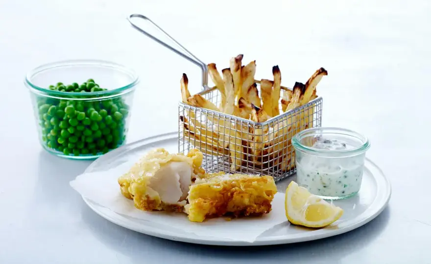 Fish and chips på rätt sätt - fisk, pommes och krispighet