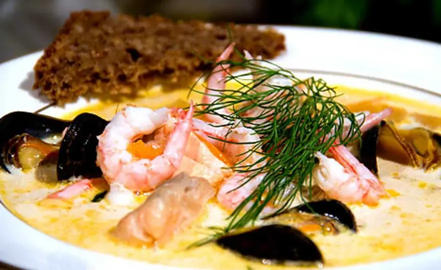 Fiskgryta med saffran och skaldjur - så lyckas du