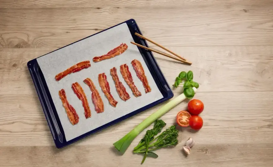 Bacon i ugnen - så blir det krispigt och jämnt