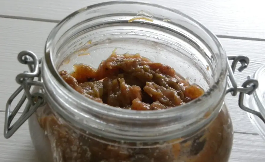 Rabarberchutney till grillat kött - så får du rätt balans
