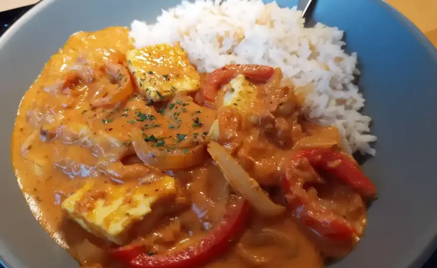 Halloumi stroganoff - krämig vardagsgryta med rätt balans